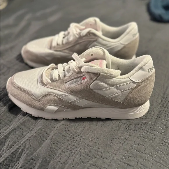 Reebok White and Gray Athletic Shoes - Picture 3 of 7